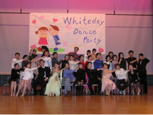 �z���C�g�f�[�_���X�p�[�e�B